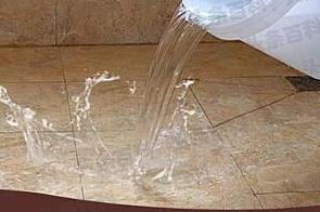 库车漏水维修 免砸砖防水材料该如何施工